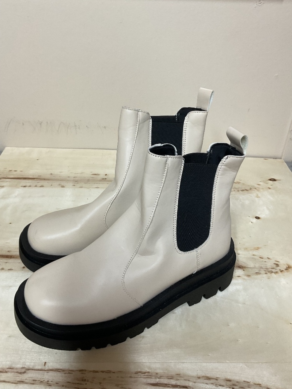 Beige Ankle boots womens 8